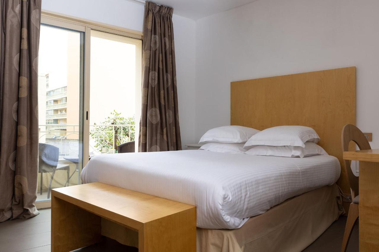 Hotel Royalmar Cagnes-sur-Mer Dış mekan fotoğraf